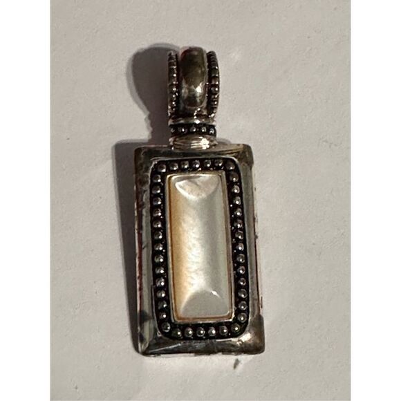 Premier Designs Slide charm Mother if Pearl and silver slide for necklace good c - Picture 1 of 8